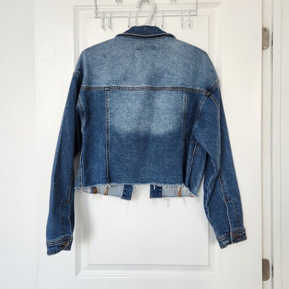 Cropped Denim Trucker Jacket - SMALL - DESIGN LAB - Picture 6 of 10